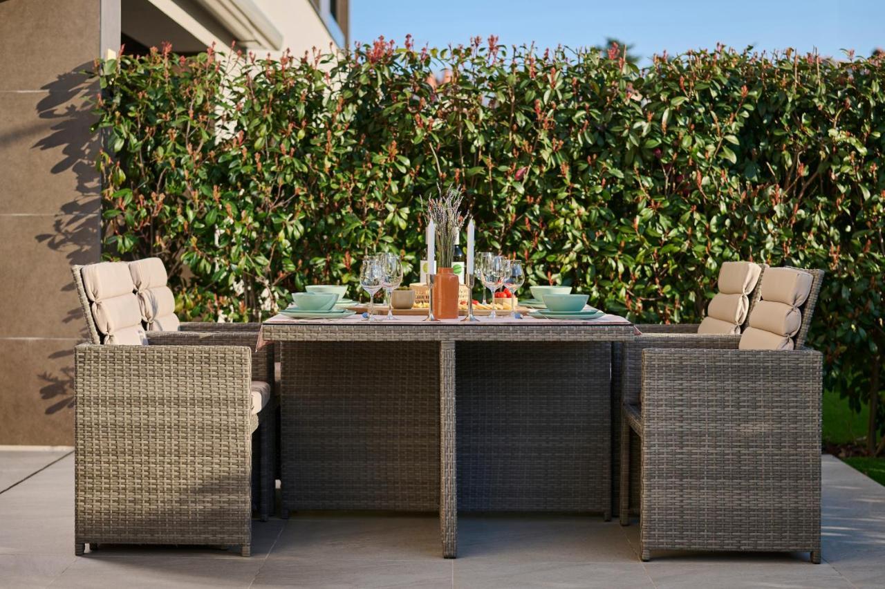 Spada Brand New Apartment With Garden 3 Min From Beach! Πόρετς Εξωτερικό φωτογραφία
