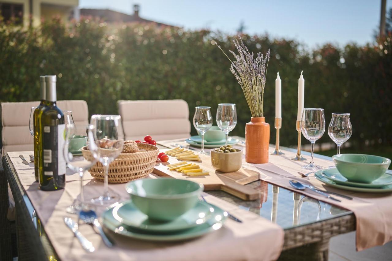 Spada Brand New Apartment With Garden 3 Min From Beach! Πόρετς Εξωτερικό φωτογραφία